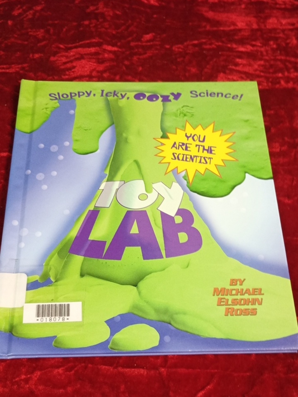 Toy Lab Kids Science Book - Green by Michael Elsohn Ross